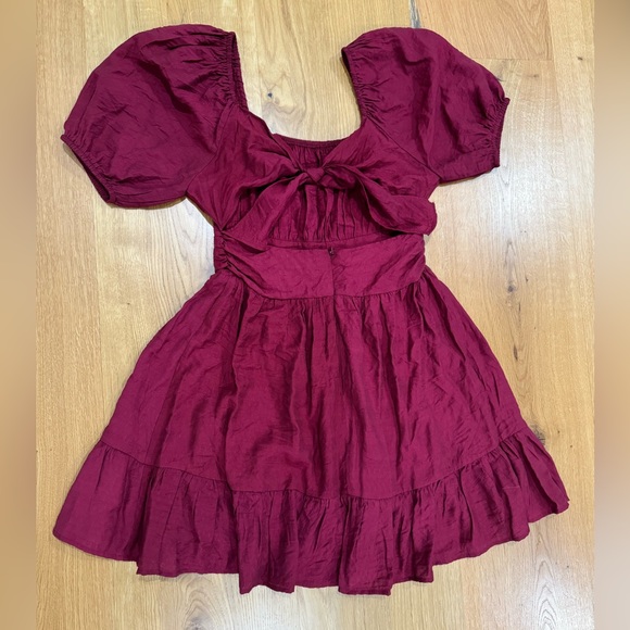 Altar’d state women’s puff sleeve red tie back  mini dress size medium NWT - Picture 6 of 6
